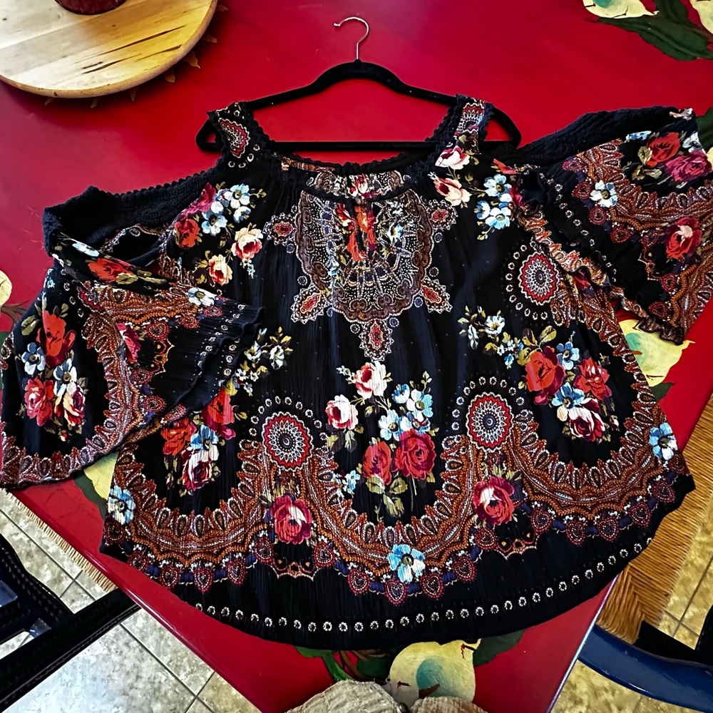 Crotcheted Cold Shoulder Bobo Top